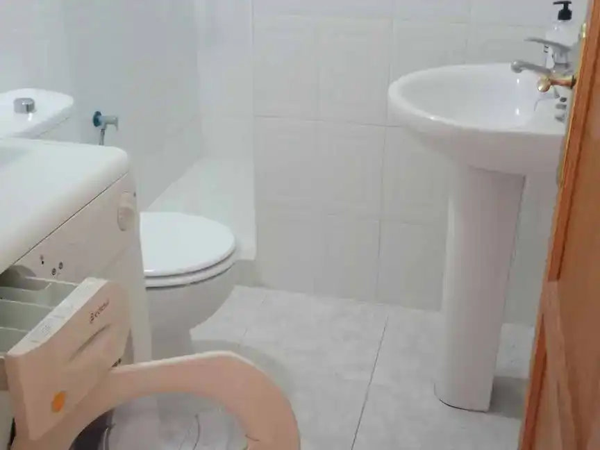 Badezimmer von Wohnung zur Miete in Arona mit Möbliert und Balkon