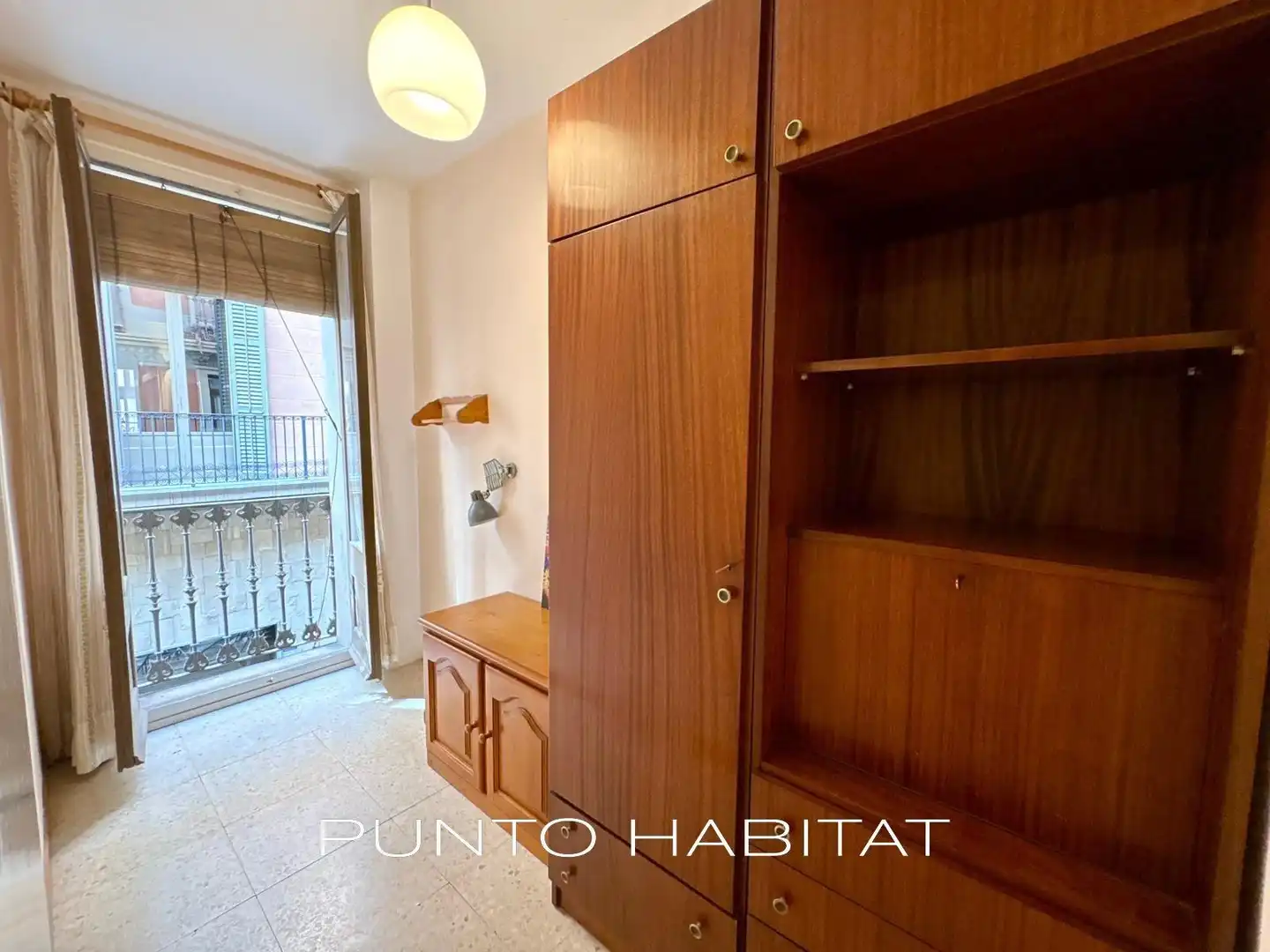 Flat for sale in Barcelona  with Air Conditioner, Heating and Parquet flooring