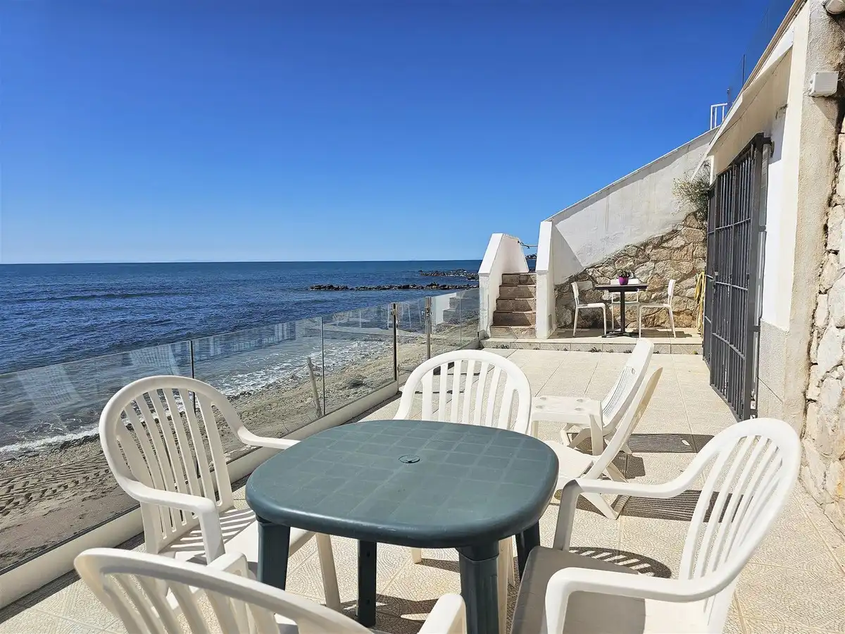 Casa o xalet en venda a Calle Playa del Chaparral, 19, El Faro de Calaburra - Chaparral