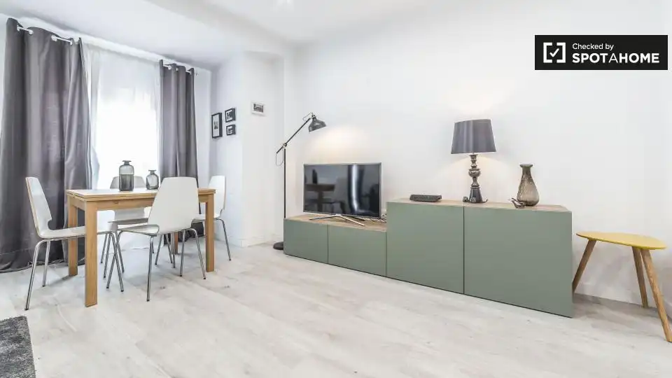 Living room of Flat for rent in Valencia  with Air Conditioner, Heating and Furnished