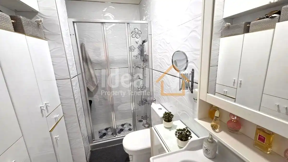 Baño de Apartamento en venta en Arona con Terraza y Amueblado