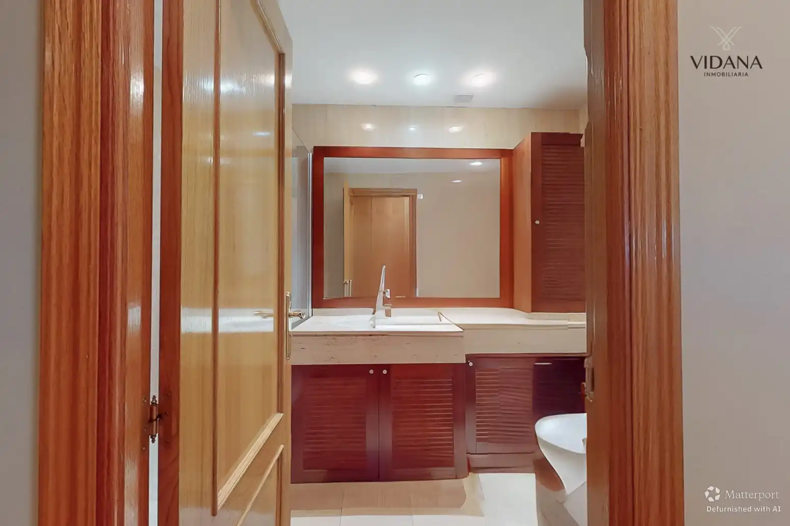 Baño de Ático en venta en  Pamplona / Iruña con Calefacción, Jardín privado y Parquet