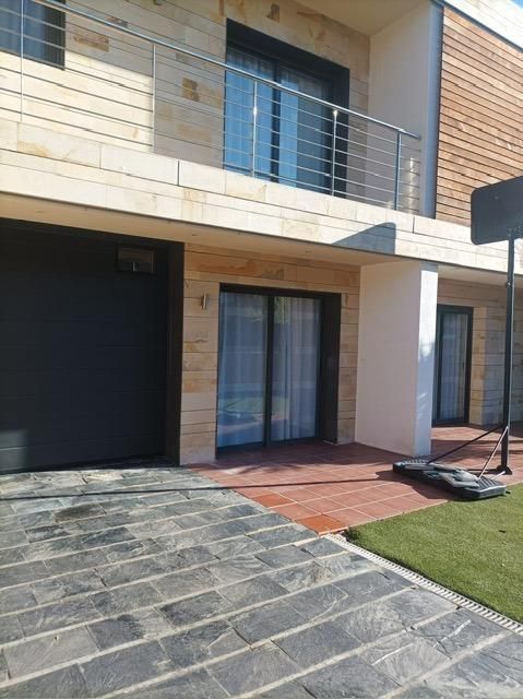 Casa o xalet en venda en Esparreguera amb Calefacció, Jardí privat i Terrassa