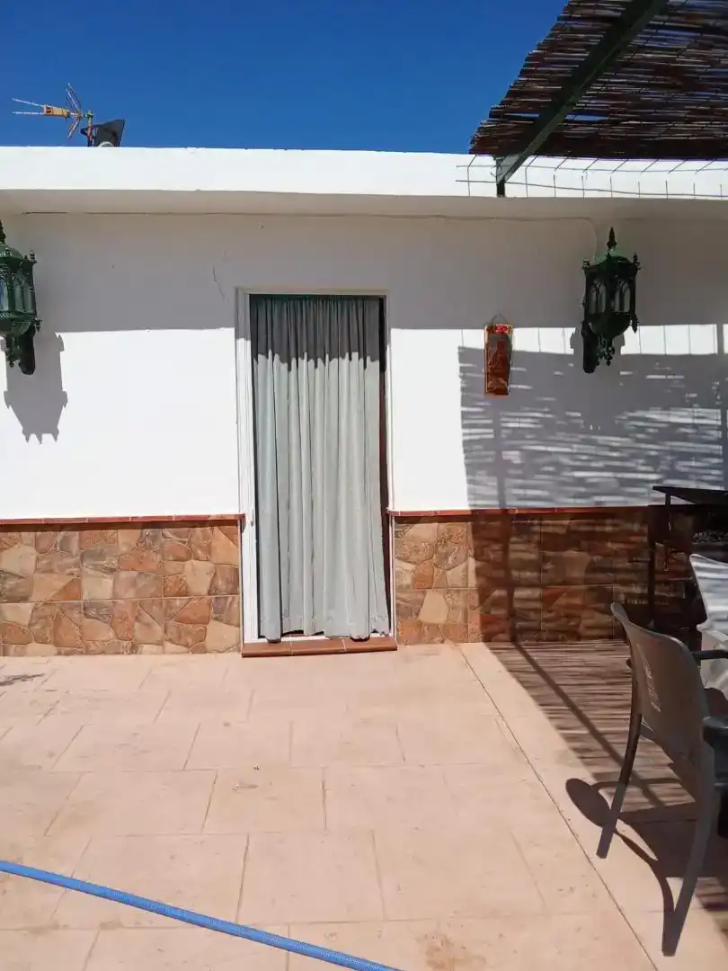 Terrassa de Finca rústica en venda en Pinos Puente amb Aire condicionat