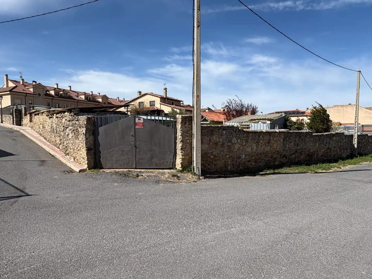 Residential land for sale in Torrecaballeros