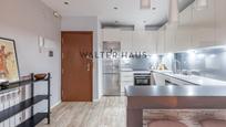 Kitchen of Flat for sale in  Madrid Capital  with Air Conditioner, Heating and Oven