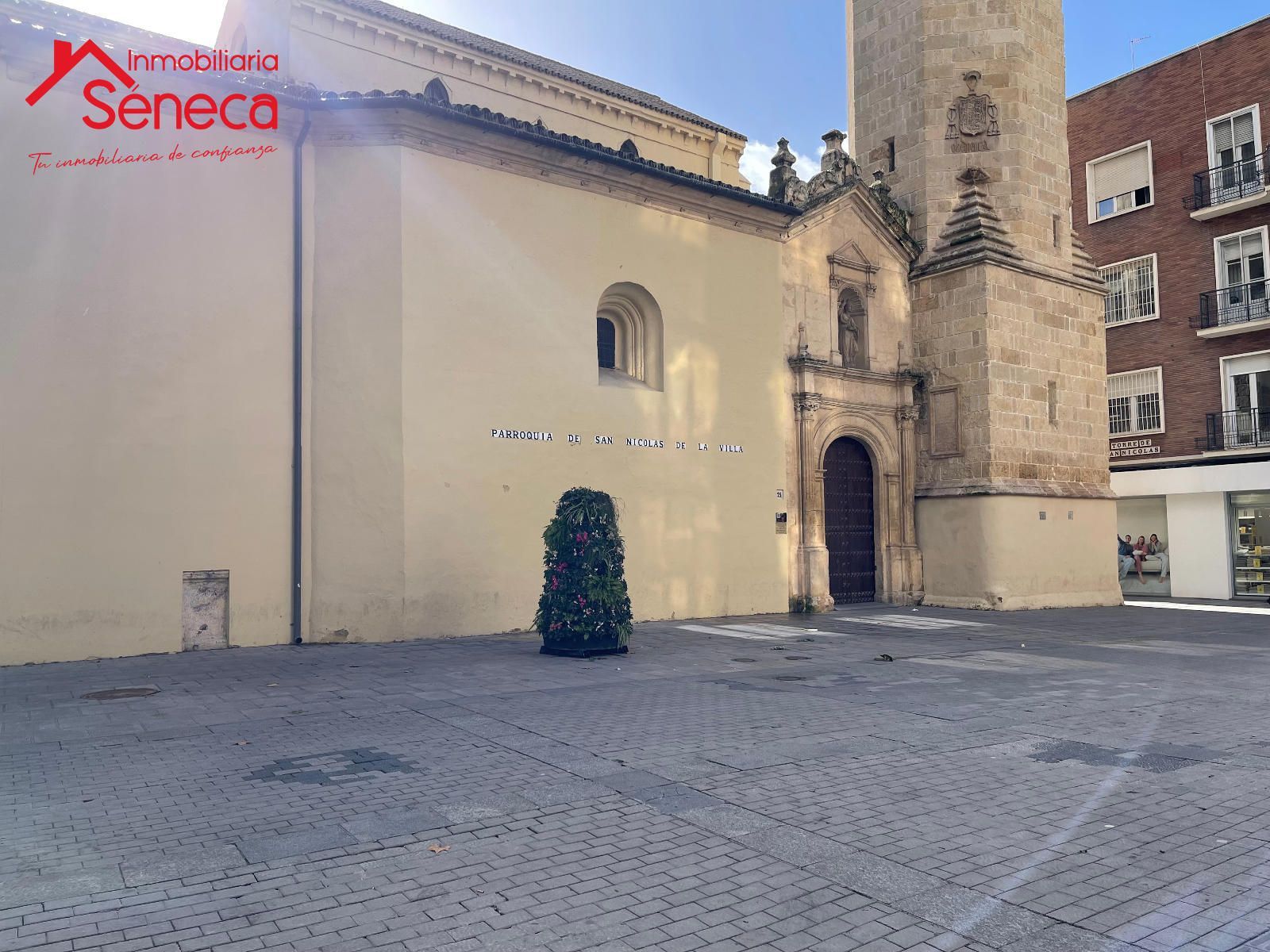 Vista exterior de Piso en venta en  Córdoba Capital con Aire acondicionado, Calefacción y Terraza