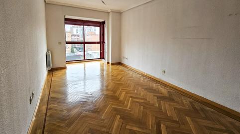 Photo 2 of Flat for sale in Calle Cgdor Diego Valderrabano, Media Legua,  Madrid Capital