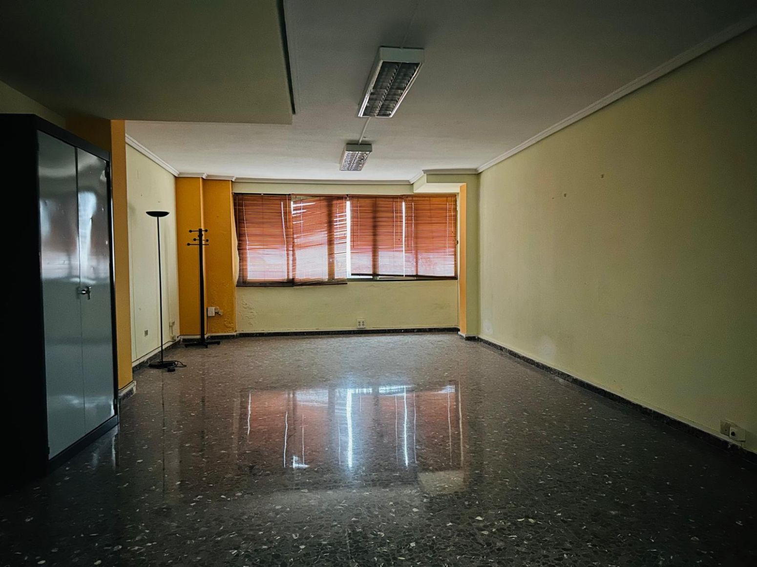 Office to rent in Sagunto / Sagunt