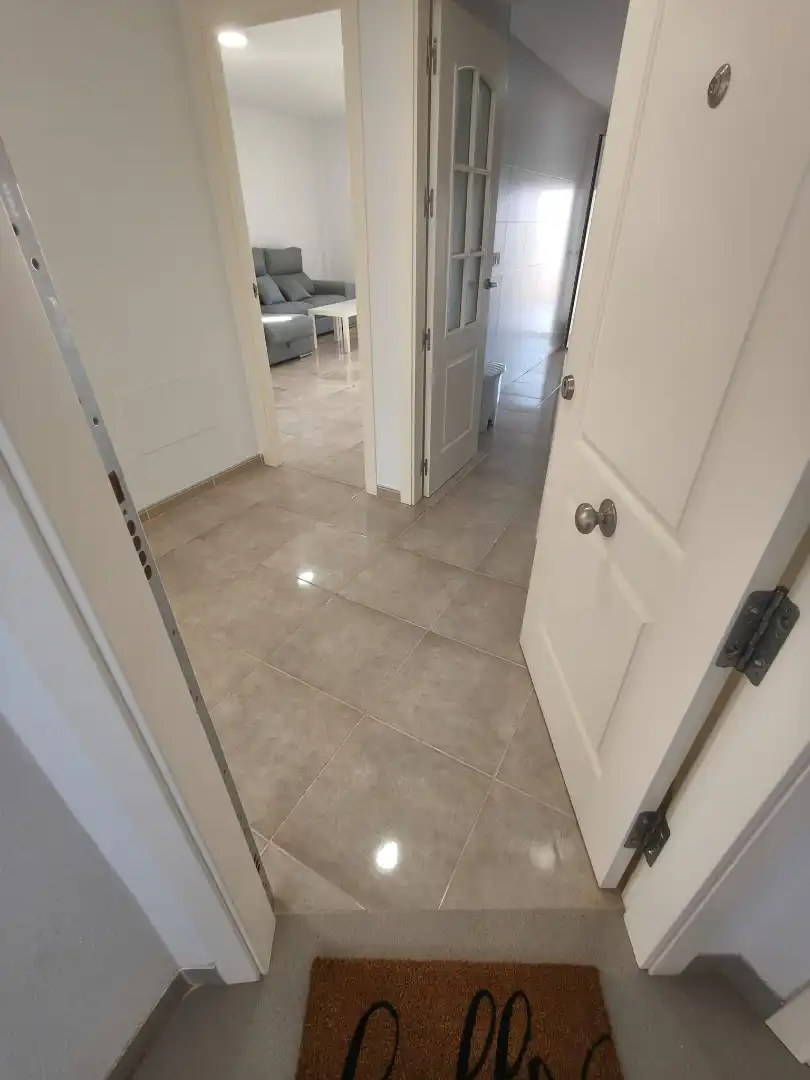 Wohnung zum Verkauf in Águilas mit Terrasse, Abstellraum und Möbliert