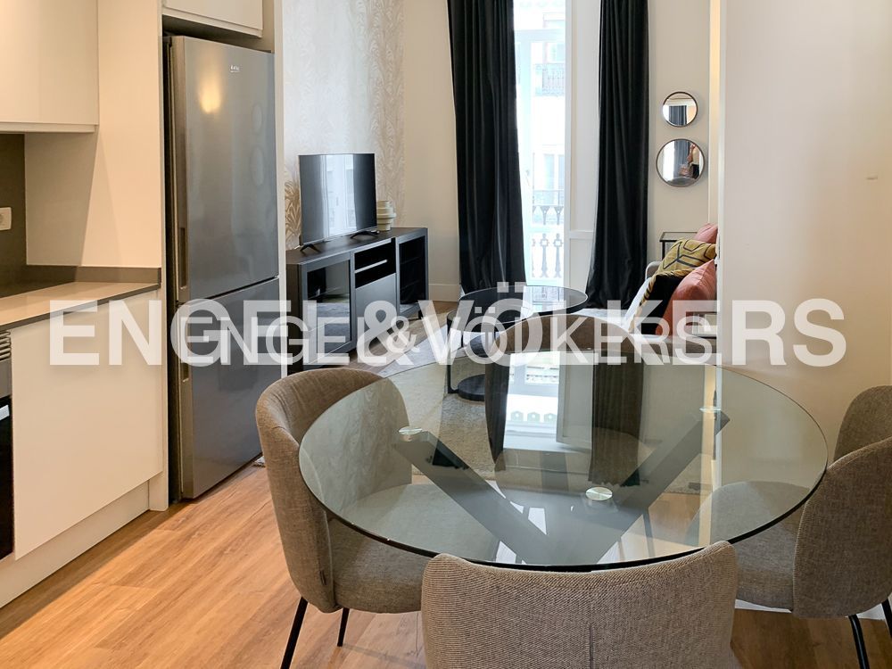 Menjador de Pis de lloguer en  Valencia Capital amb Calefacció i Terrassa