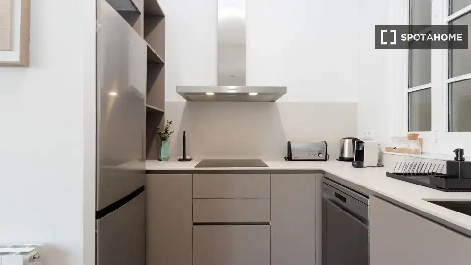 Flat with terrace to rent in Eixample, imagen 13