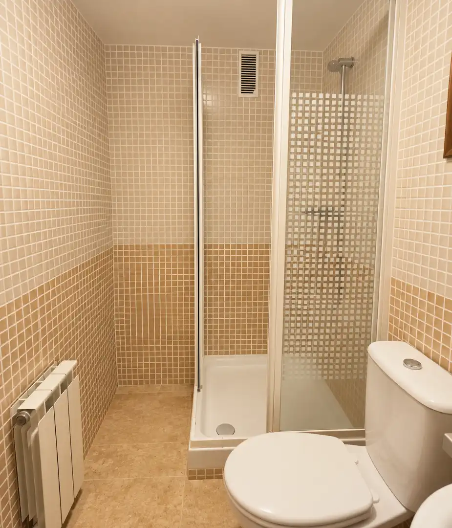 Baño de Piso en venta en Tarragona con Aire acondicionado, Calefacción y Terraza