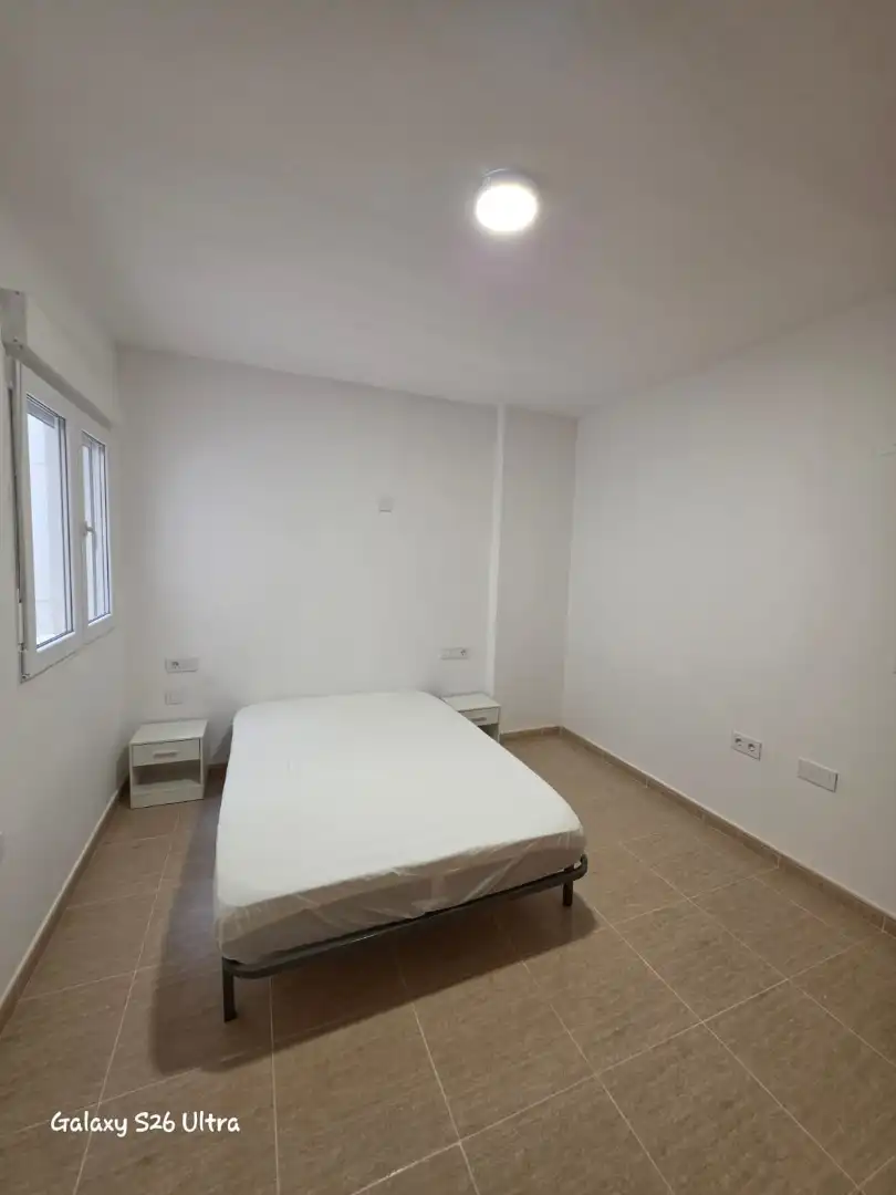 Habitación de Piso de alquiler en Albatera con Trastero y Amueblado