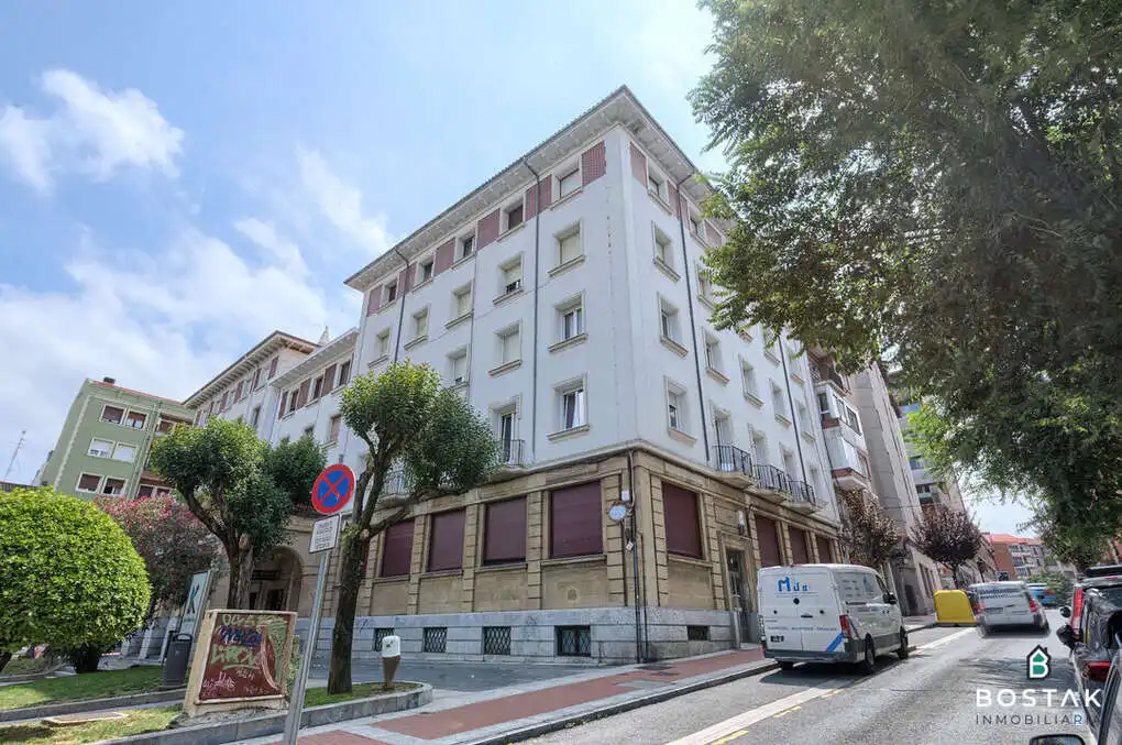 Exterior view of Flat for sale in Barakaldo   with Heating and Terrace