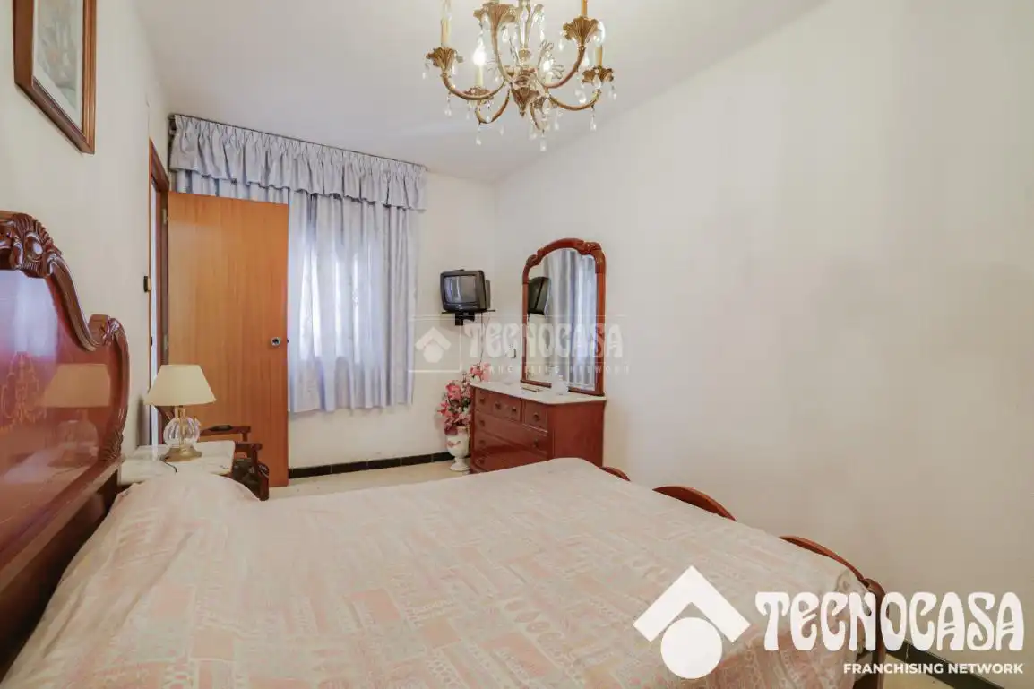 Habitación de Piso en venta en Badalona con Terraza