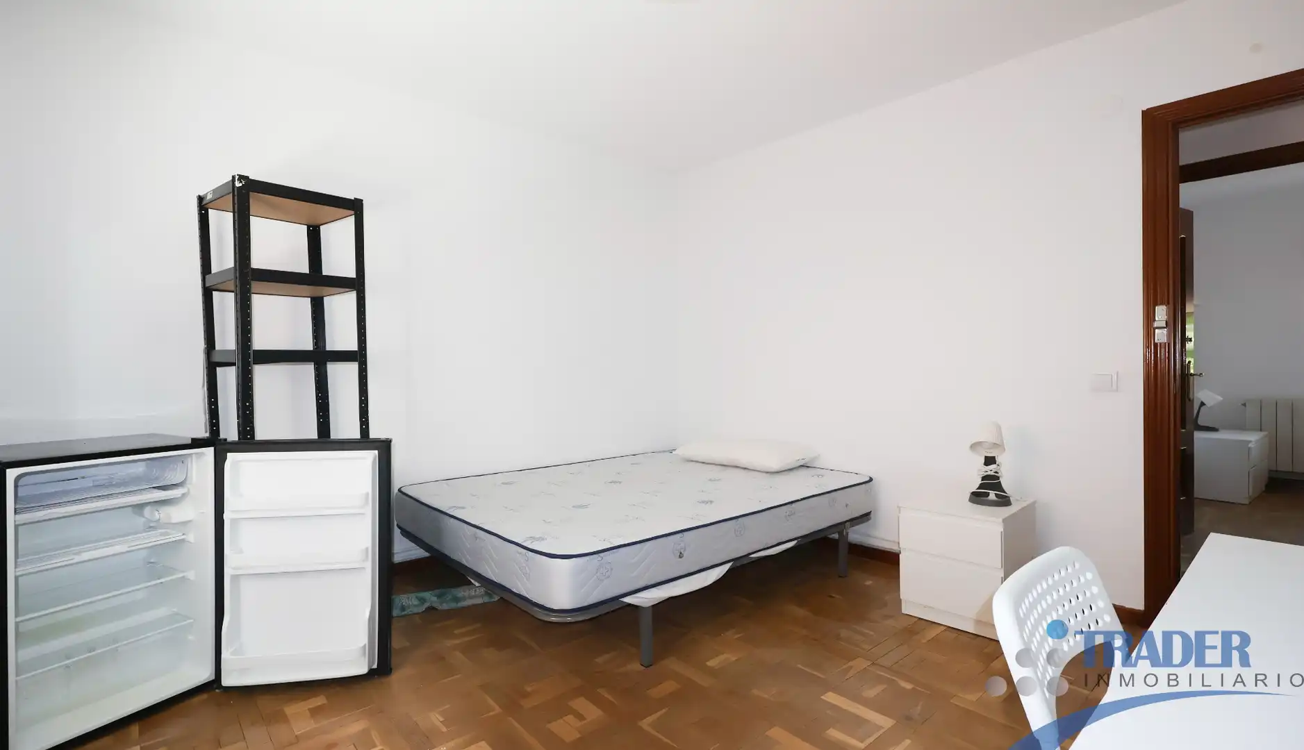 Dormitori de Pis en venda en Leganés amb Jardí privat, Terrassa i Balcó