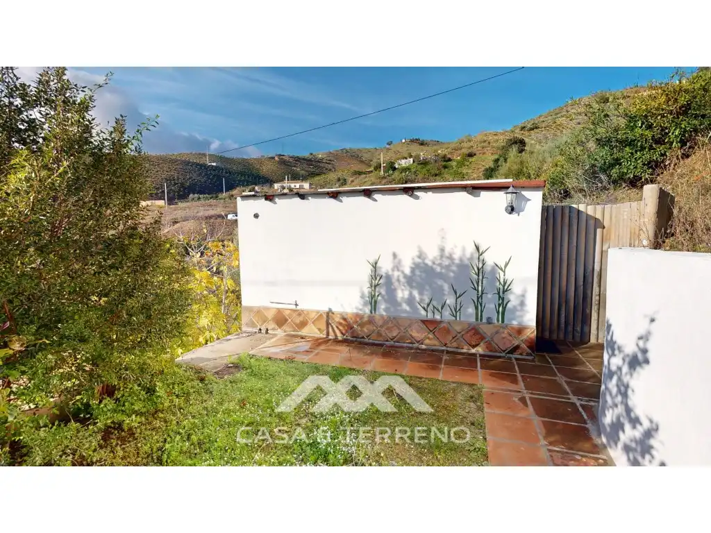 Jardí de Casa o xalet en venda en Rincón de la Victoria amb Aire condicionat, Terrassa i Piscina
