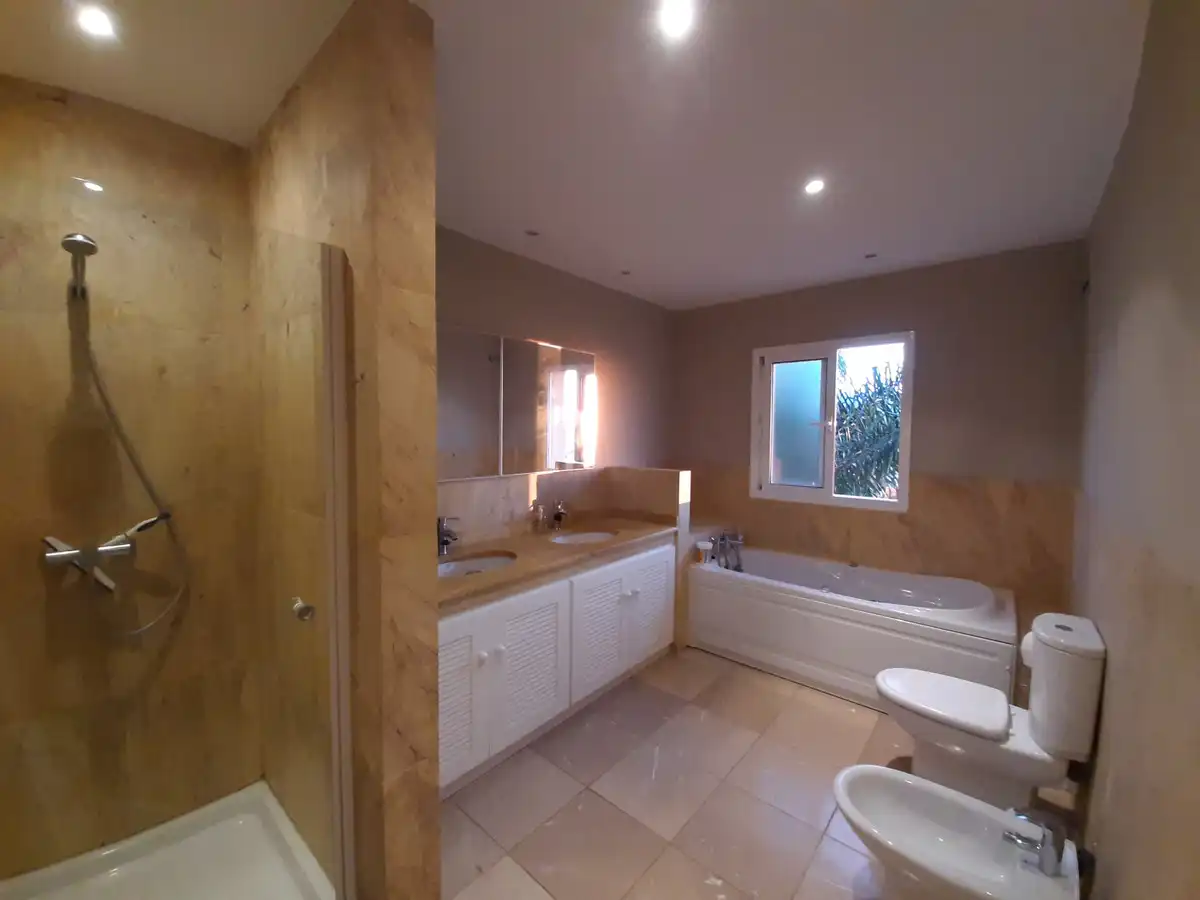 Bathroom of Houses for sale in Mijas  with Air Conditioner, Heating and Private garden