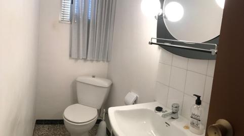 Foto 4 de Casa adosada en venda a Valdeltormo, Teruel