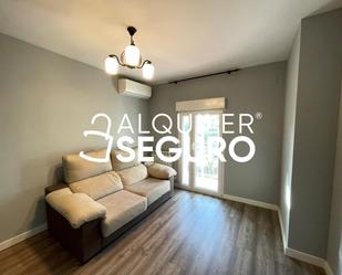 Bedroom of Flat to rent in  Madrid Capital  with Air Conditioner, Heating and Terrace