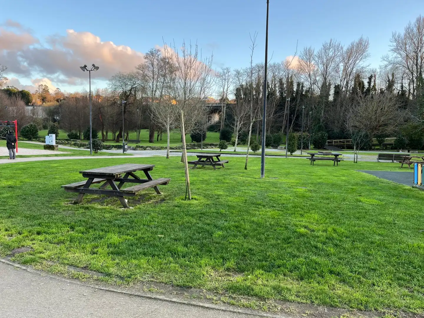 Vista exterior de Pis de lloguer en Narón amb Calefacció, Moblat i Forn