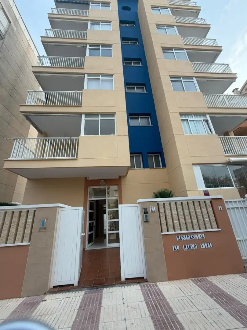 Vista exterior de Apartament en venda en Daimús amb Aire condicionat, Calefacció i Terrassa
