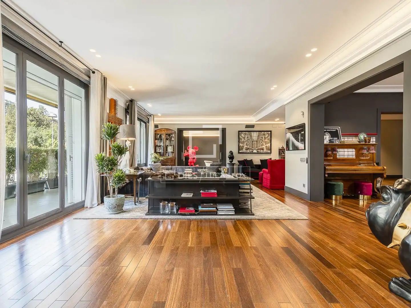 Sala de estar de Piso en venta en Barcelona con Aire acondicionado, Calefacción y Parquet