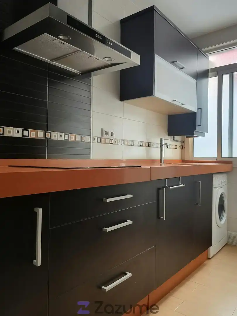 Küche von Wohnung zur Miete in Sevilla mit Klimaanlage, Heizung und Möbliert