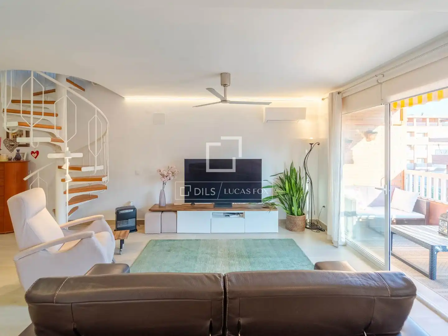 Ático con ascensor en venta en La Patacona, imagen 28