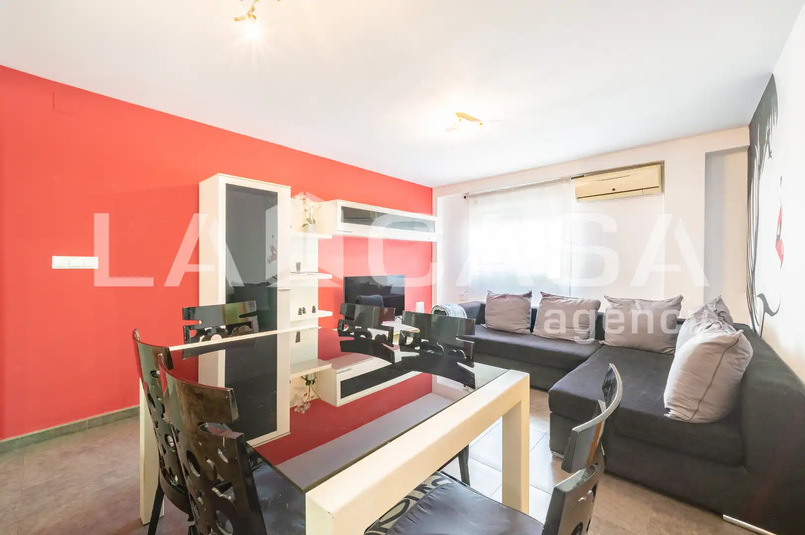 Piso con terraza en venta en Carrer Sant Joan Bosco
