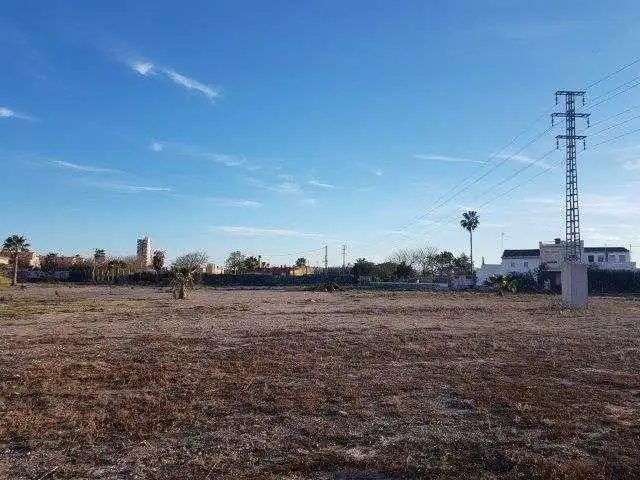 Land for sale in Sueca