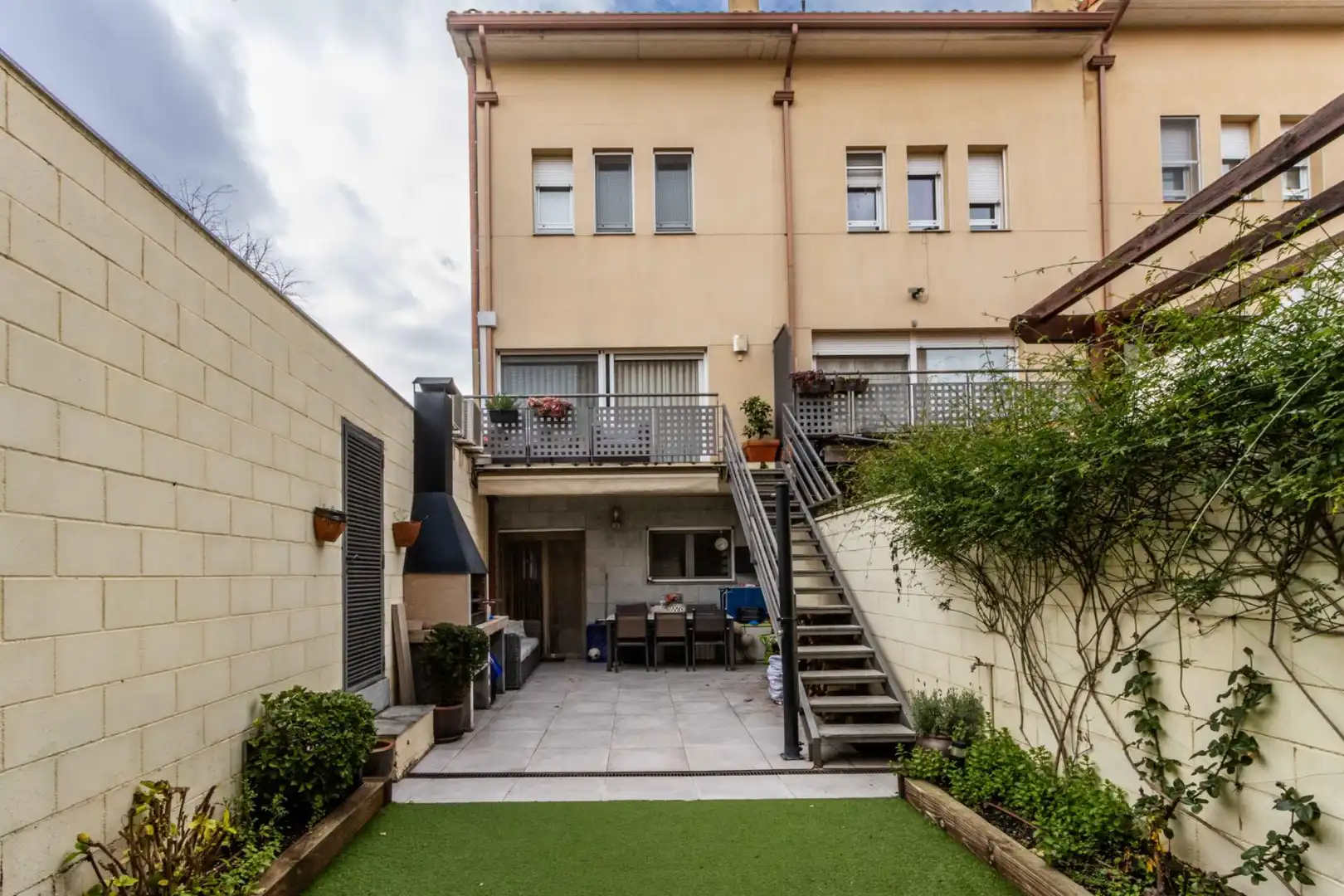Terrassa de Casa adosada en venda en Castellar del Vallès amb Aire condicionat, Calefacció i Jardí privat