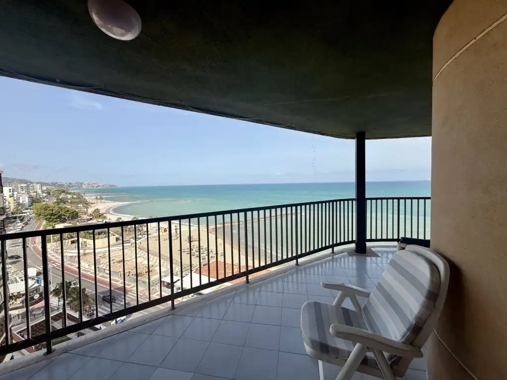 Apartament de lloguer a Avenida Ferrandis Salvador, Heliópolis