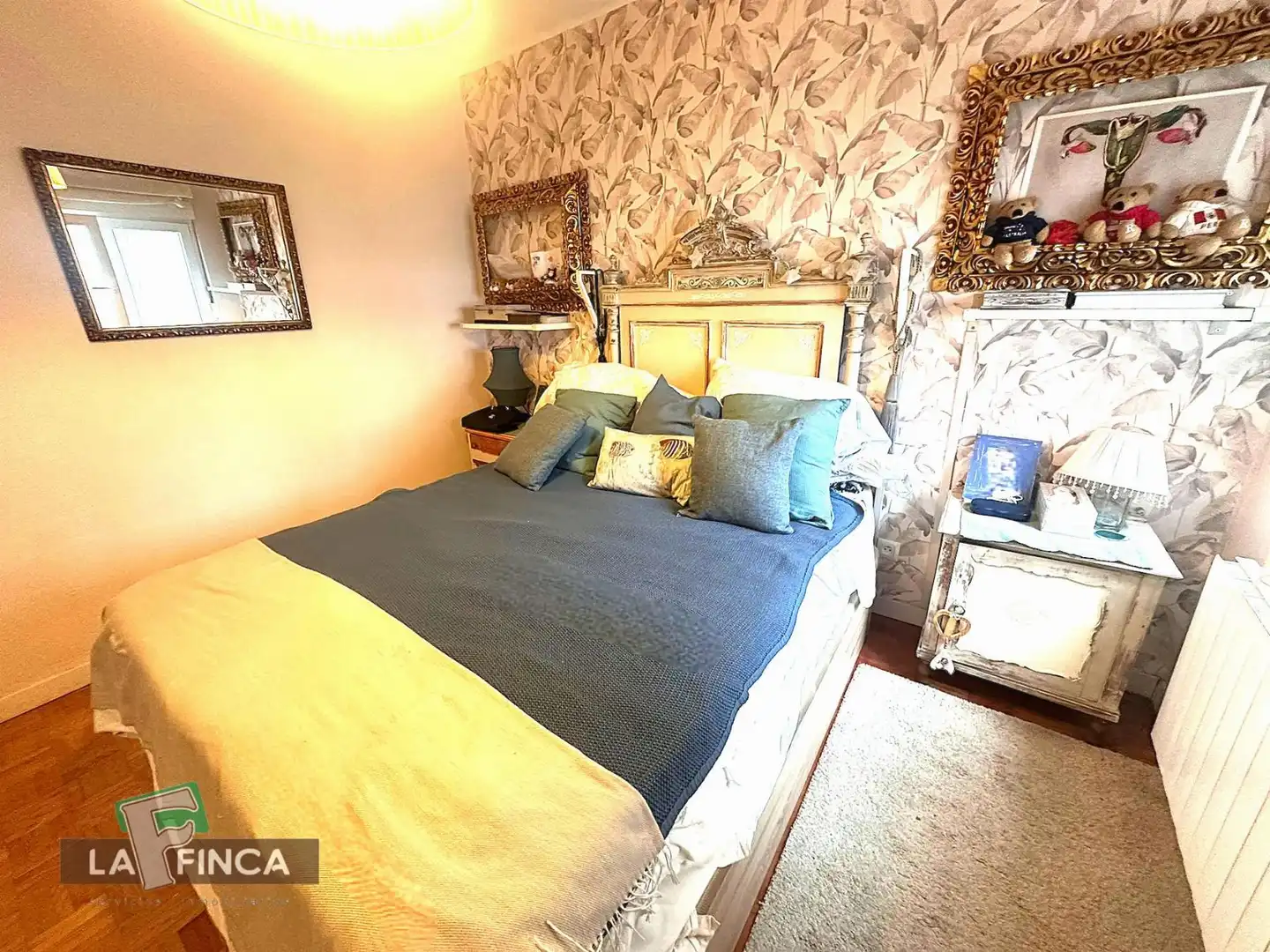 Bedroom of Flat for sale in Oviedo   with Heating and Furnished