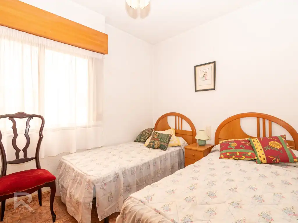 Bedroom of Flat for sale in Gandia