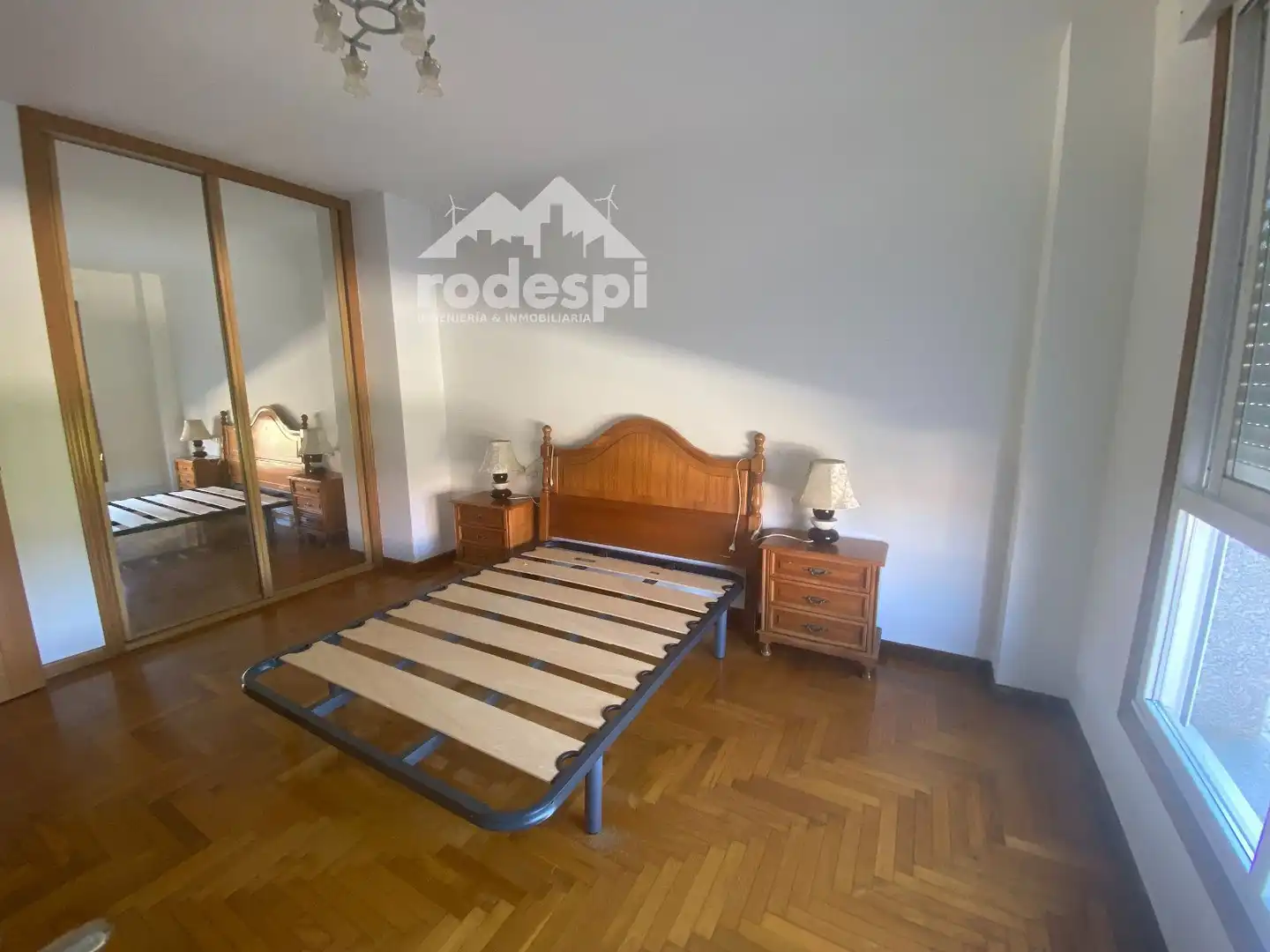Habitación de Piso de alquiler en A Cañiza   con Calefacción, Terraza y Trastero