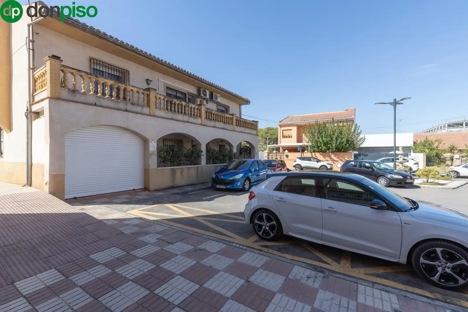 Exterior view of Houses for sale in Armilla  with Air Conditioner and Terrace