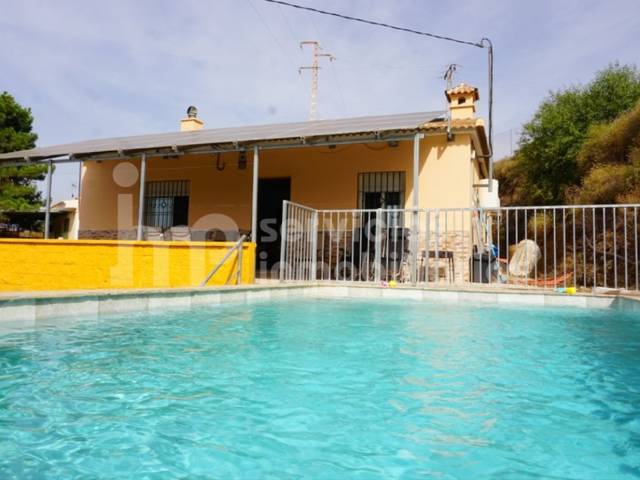 Casa-chalet en Alquiler en Barrio Trapiche en Norte - Barrio del Pilar - El Reñidero