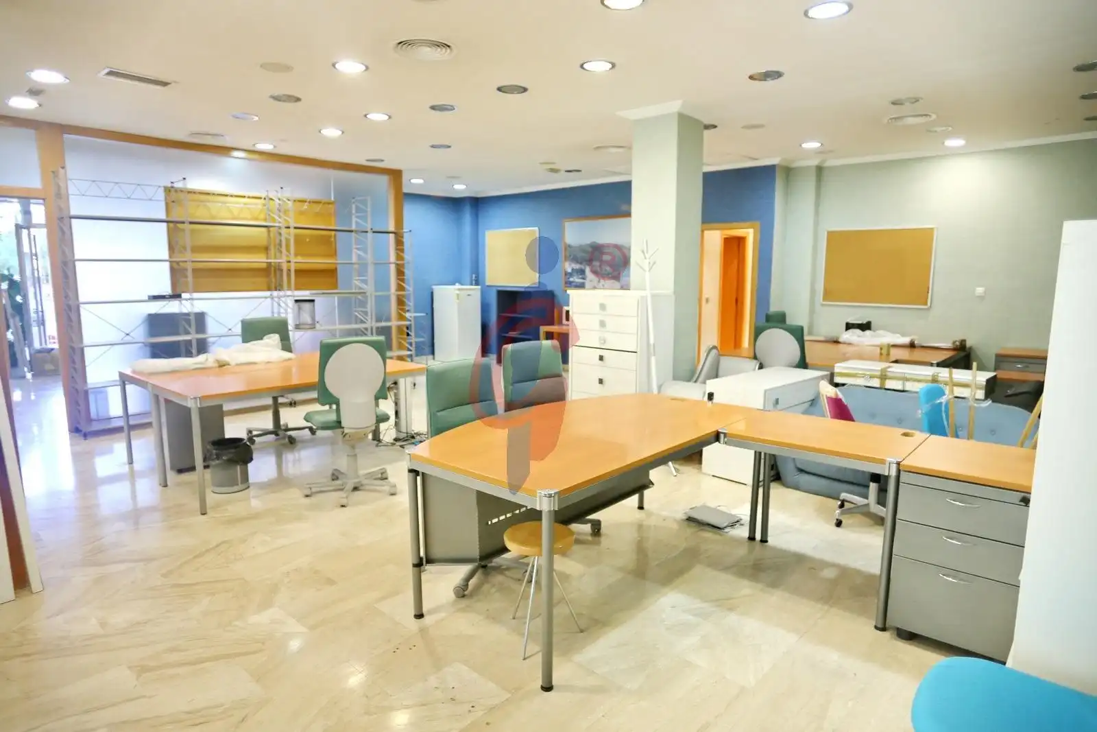 Commercial properties for sale in Guardamar del Segura  with Air Conditioner