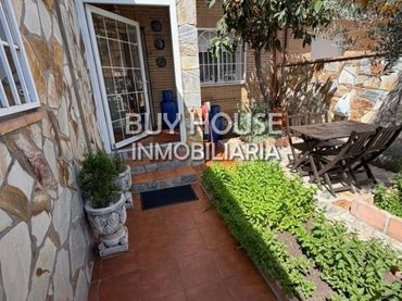 Adosado con jardín en venta en Yuncos