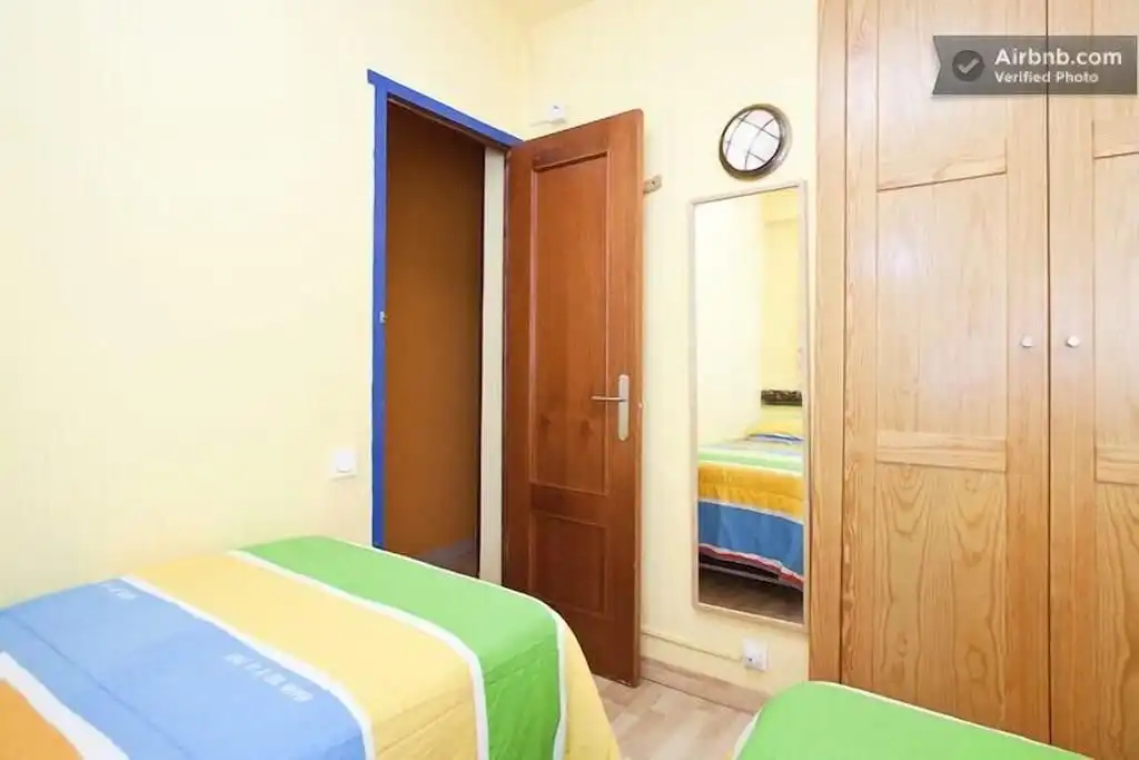 Habitación de Piso de alquiler en Roquetas de Mar con Aire acondicionado, Calefacción y Terraza