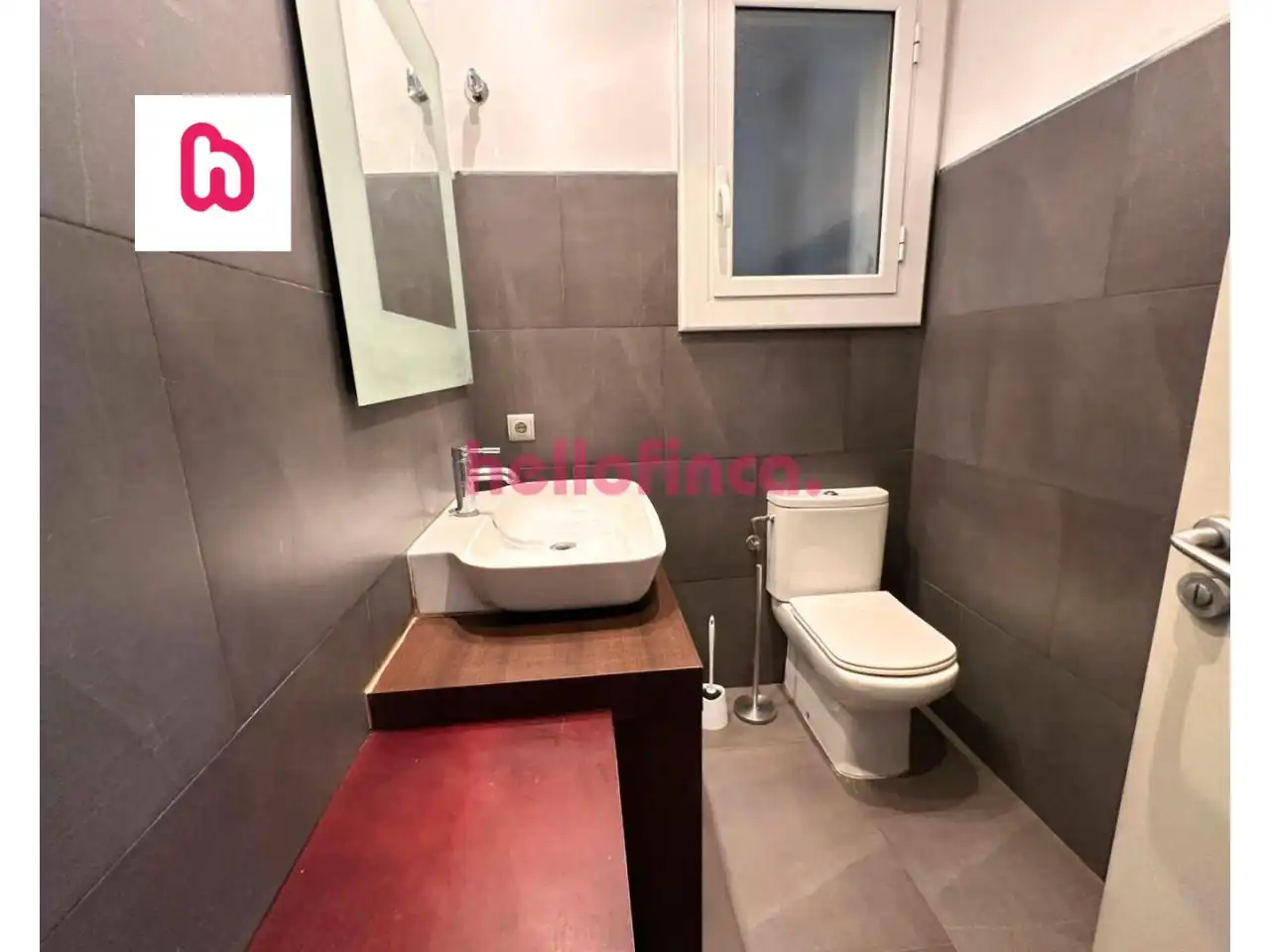 Bathroom of Flat for sale in Poble Nou