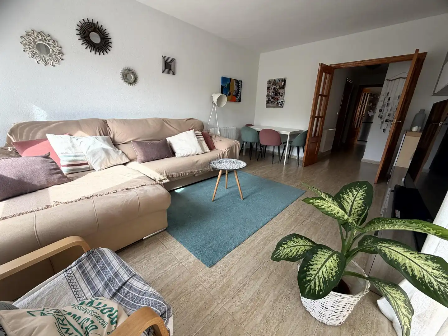 Sala d'estar de Apartament de lloguer en Cartagena amb Aire condicionat i Balcó