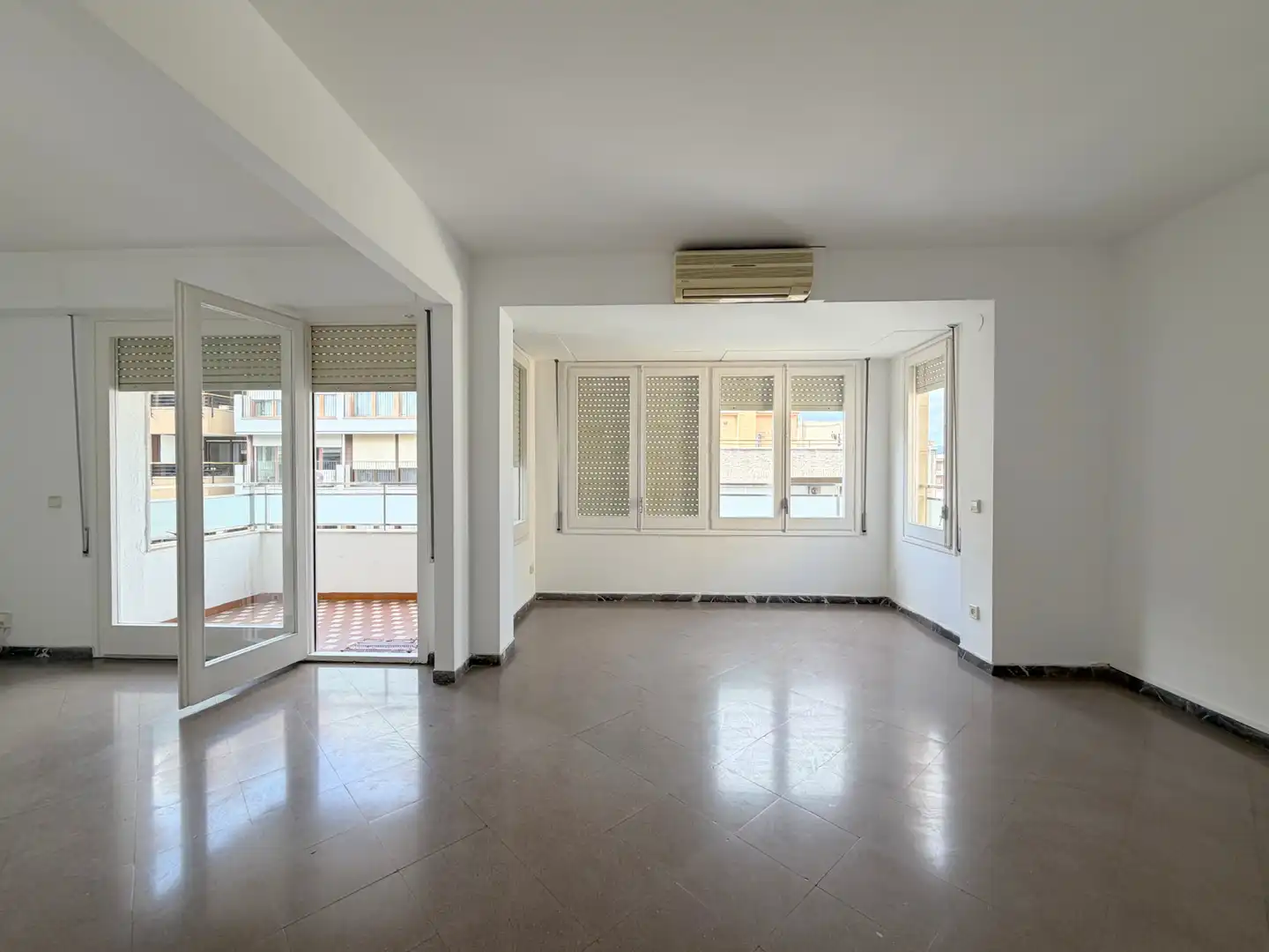 Appartement avec terrasse à vendre à Carrer de Girona