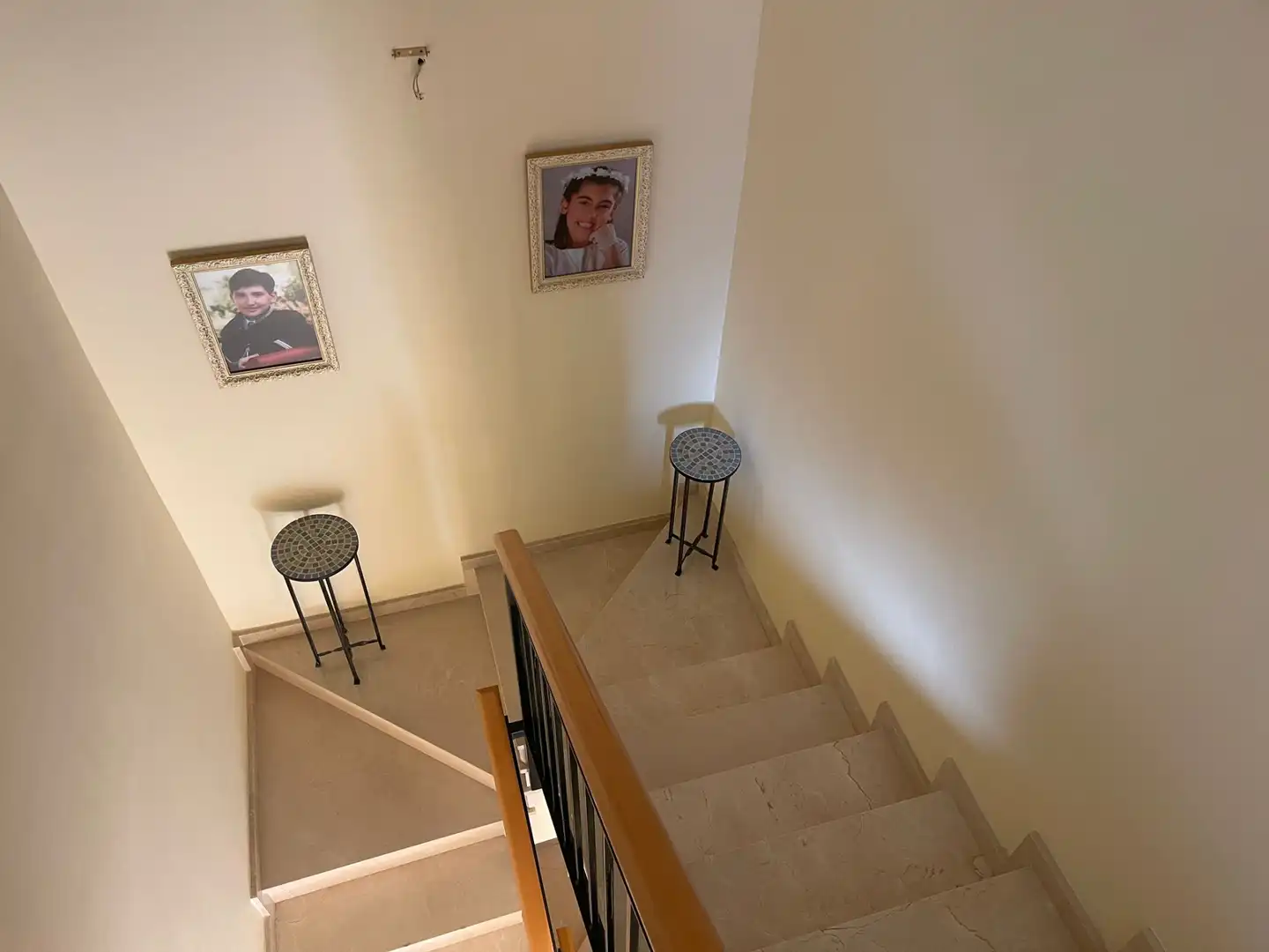 Casa adosada en venda en Alhaurín de la Torre amb Aire condicionat, Jardí privat i Terrassa