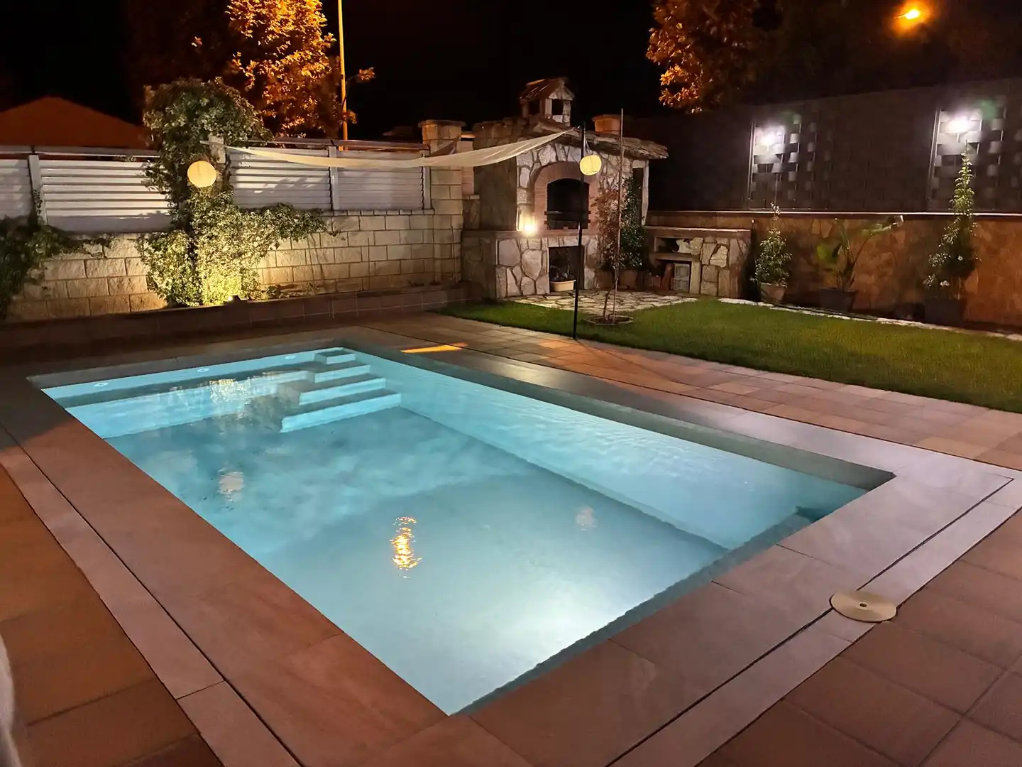 Piscina de Casa adosada en venda en Soria Capital  amb Calefacció, Jardí privat i Terrassa