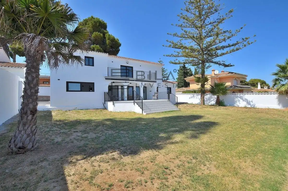 Chalet con piscina en venta en El Coto, imagen 3