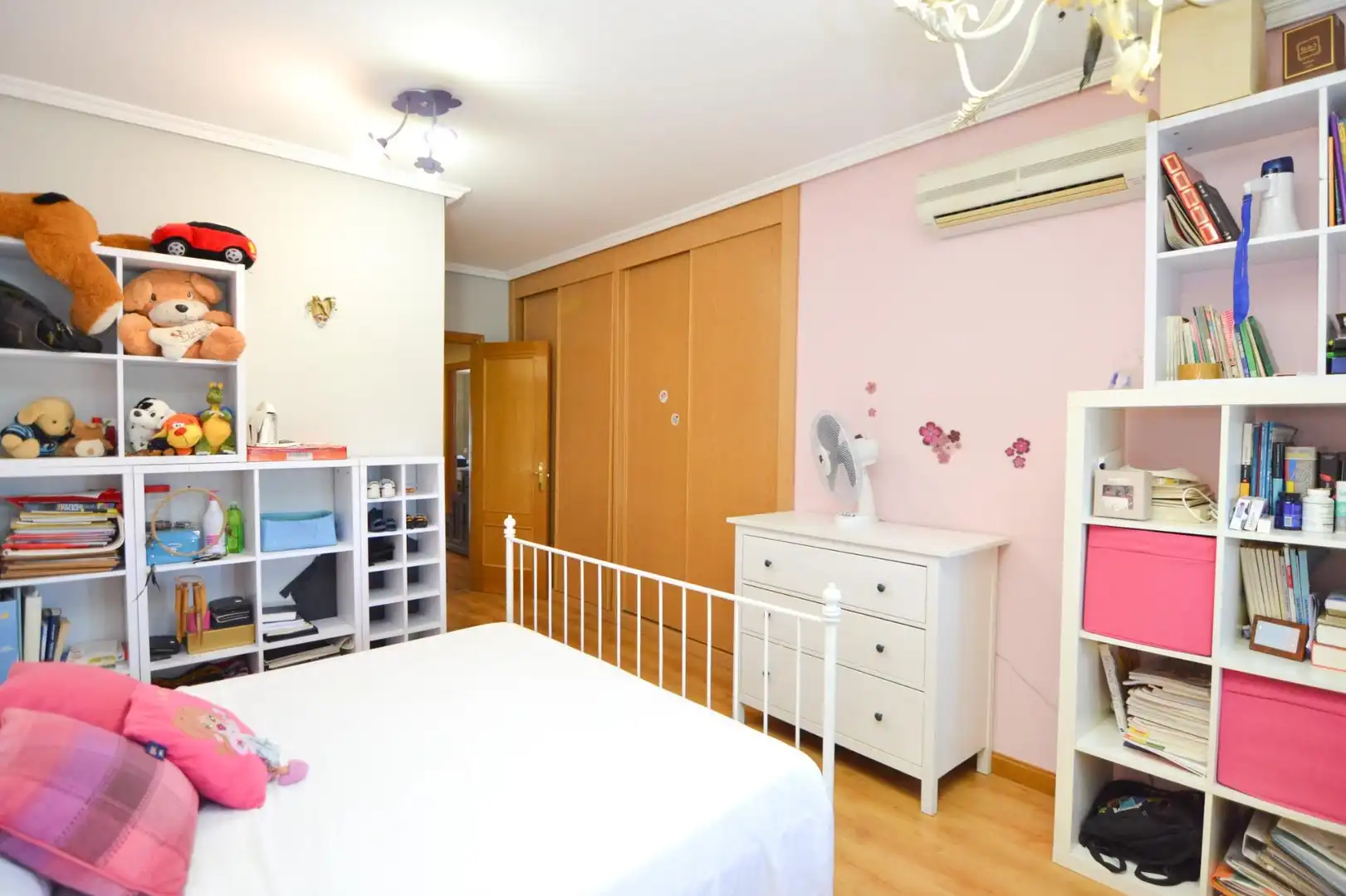Bedroom of Detached homes for sale in Griñón  with Heating, Private garden and Terrace
