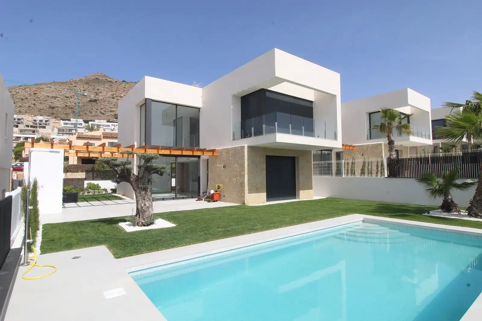Casa con terraza en venta en Golf Bahía